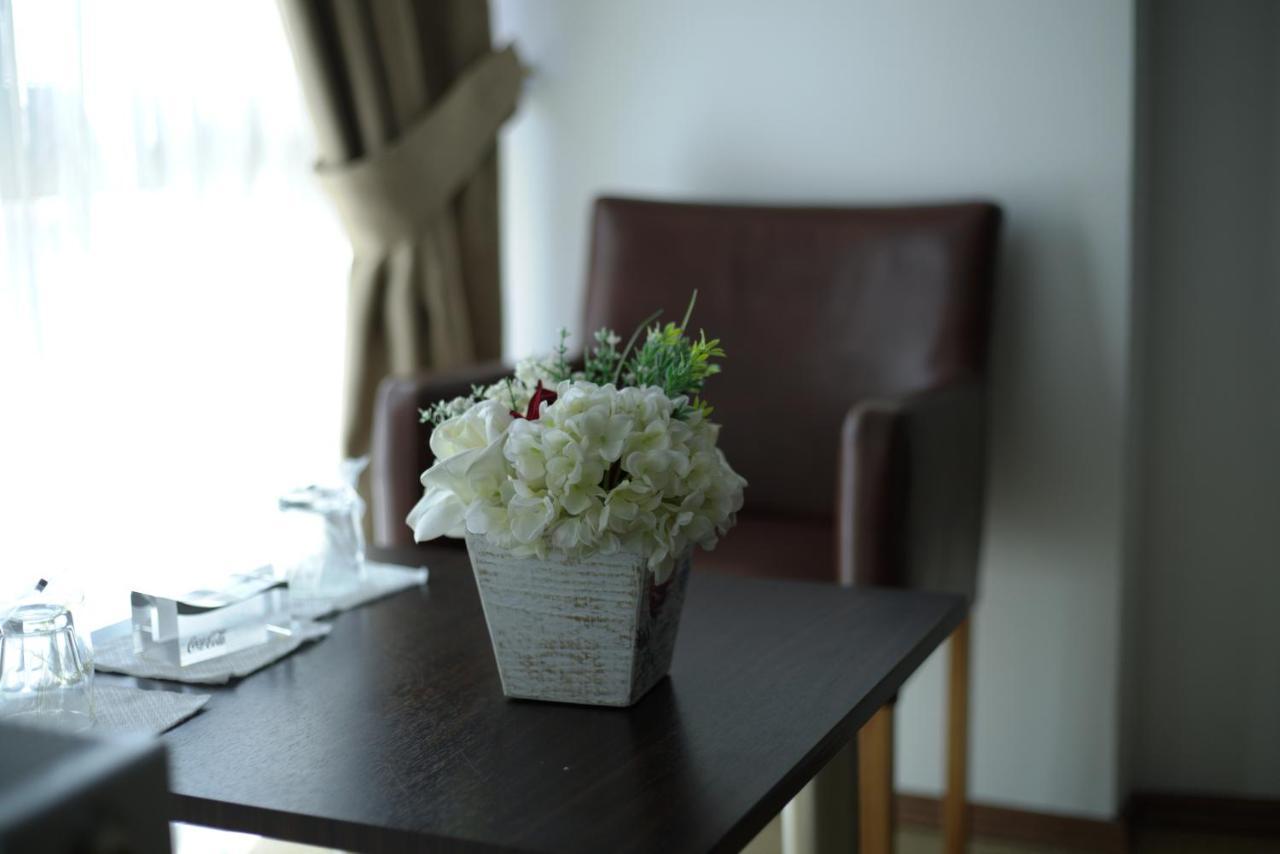 Arabella Hotel Kicevo Екстер'єр фото