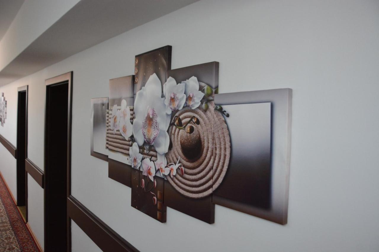 Arabella Hotel Kicevo Екстер'єр фото