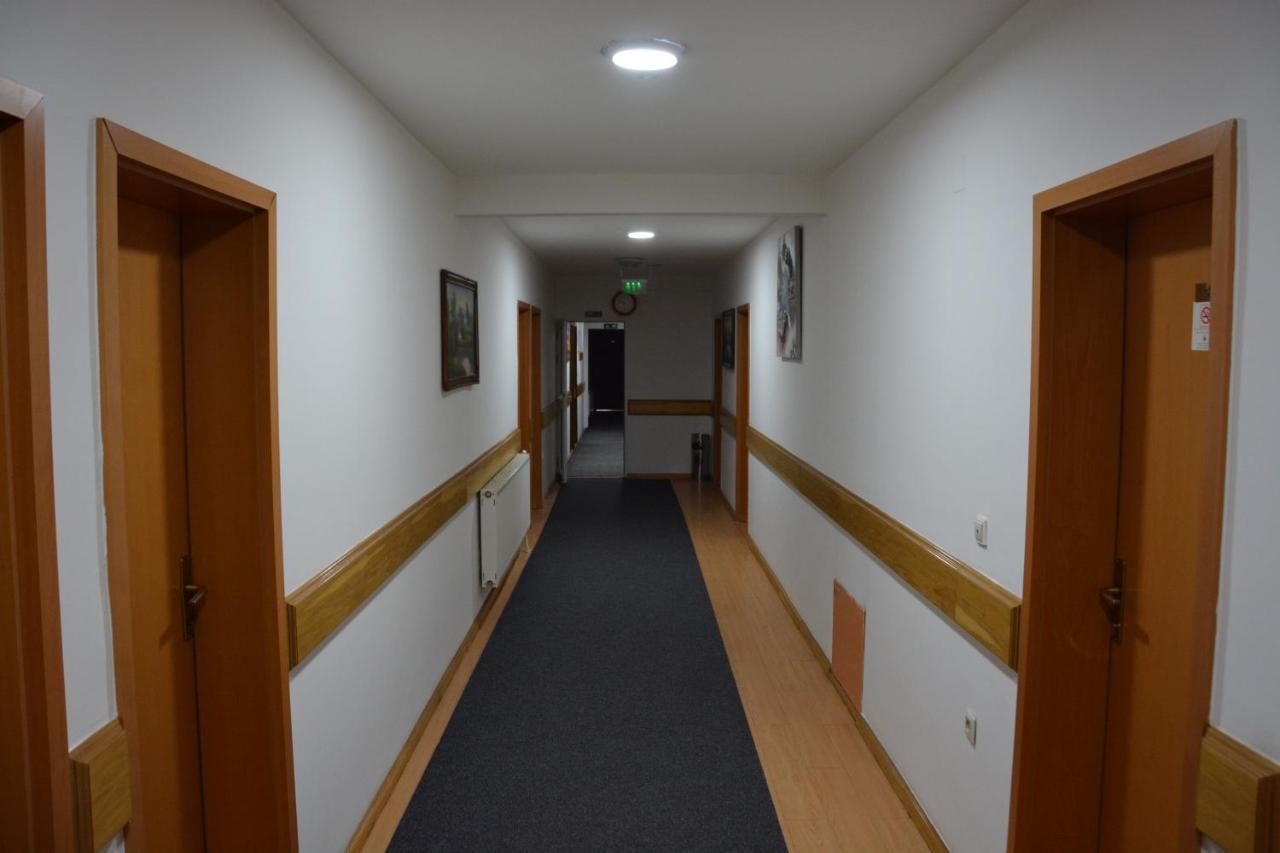 Arabella Hotel Kicevo Екстер'єр фото