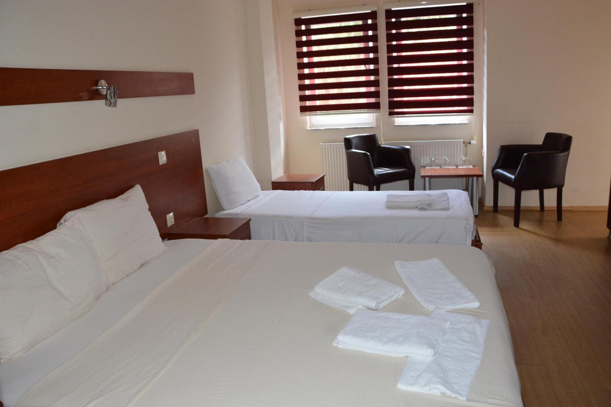 Arabella Hotel Kicevo Екстер'єр фото