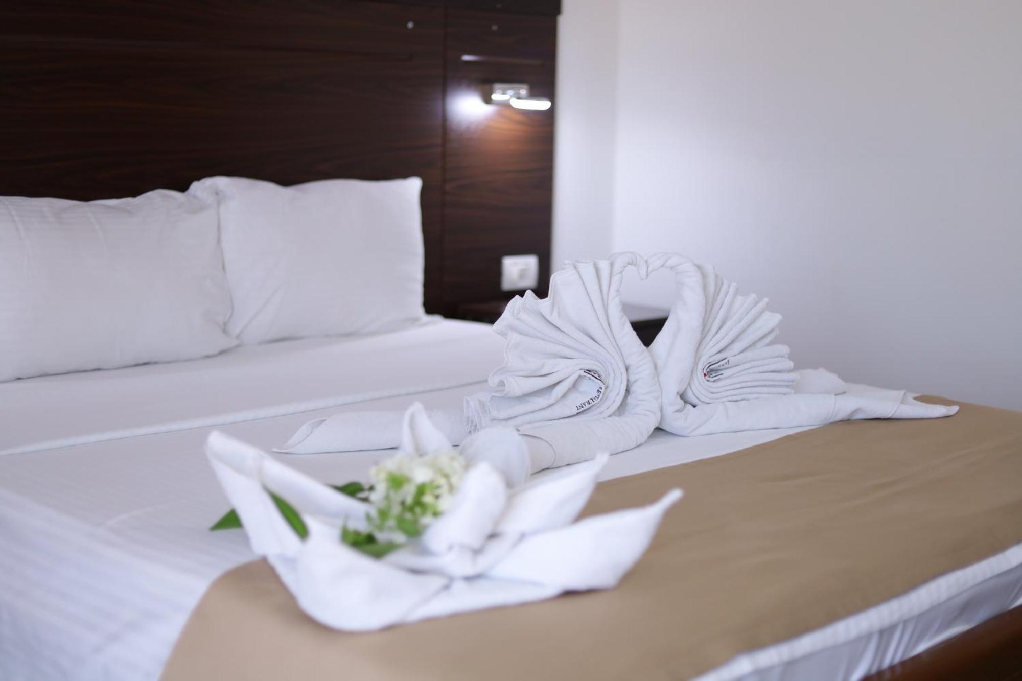 Arabella Hotel Kicevo Екстер'єр фото