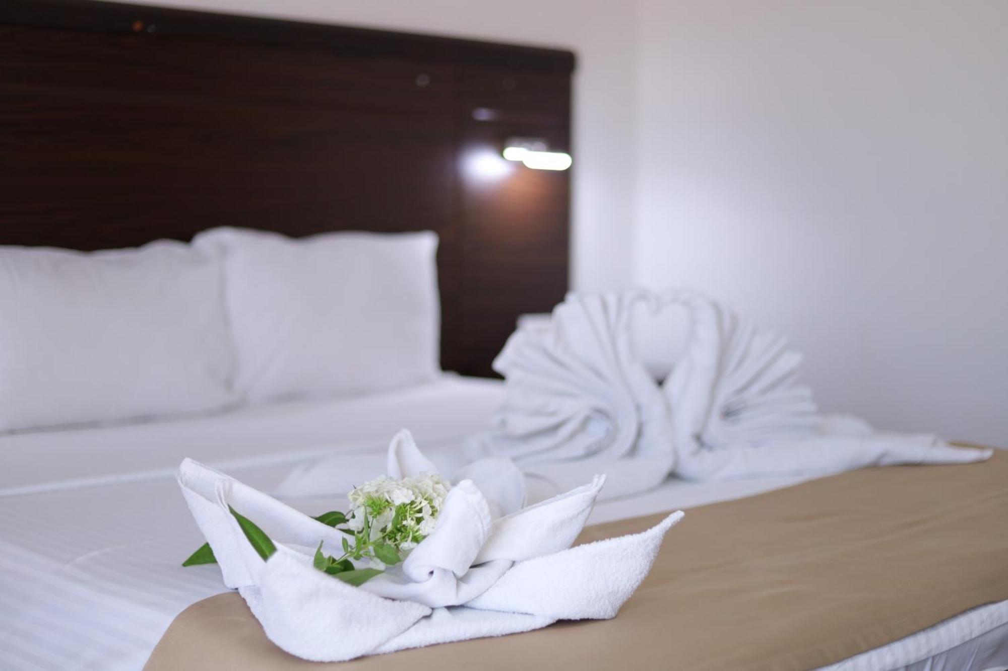 Arabella Hotel Kicevo Екстер'єр фото