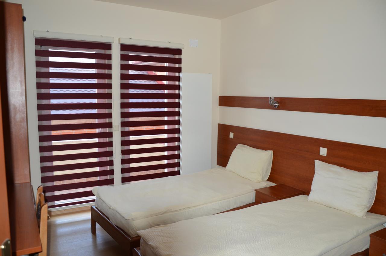 Arabella Hotel Kicevo Екстер'єр фото